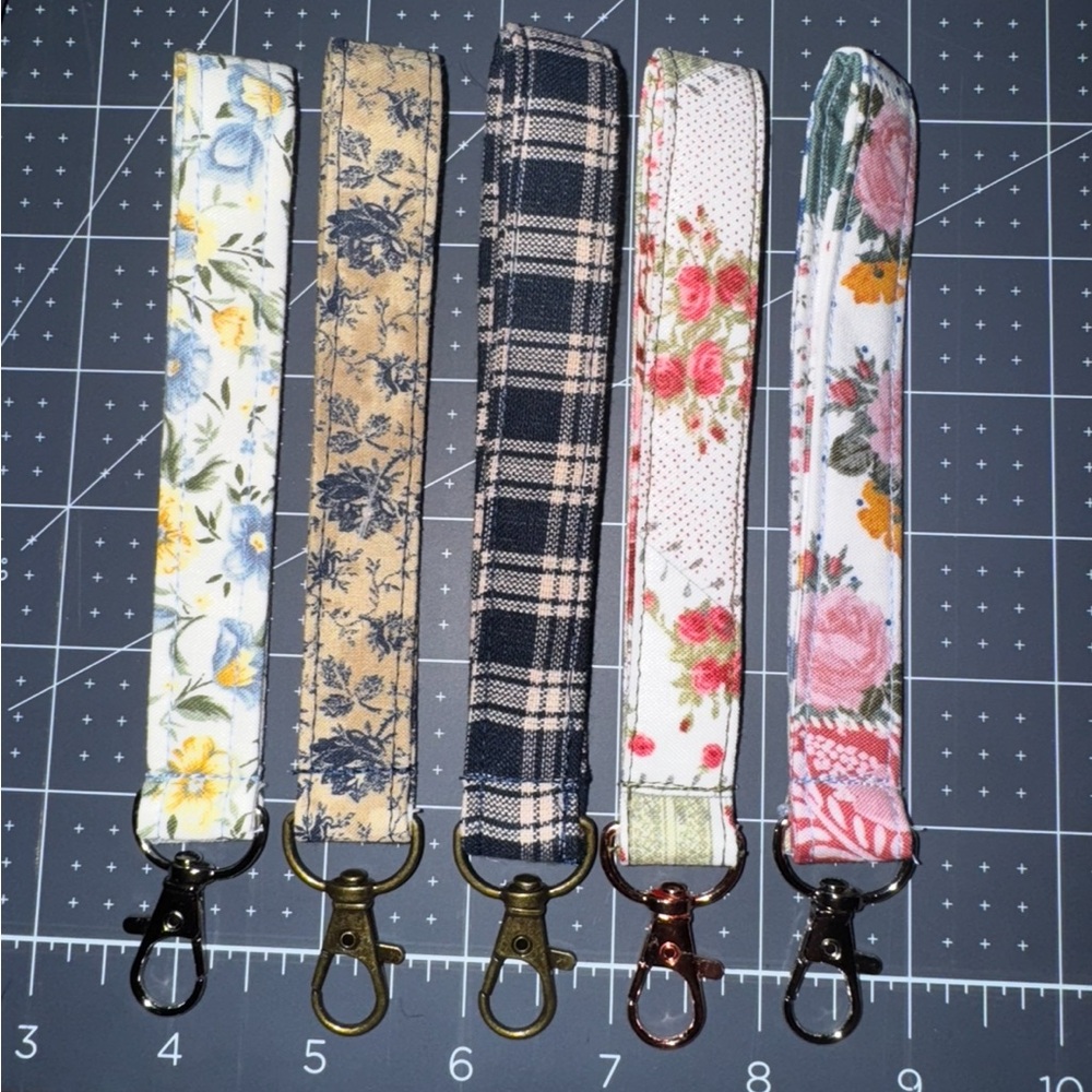 Floral and Plaid Keychain Wristlet Set